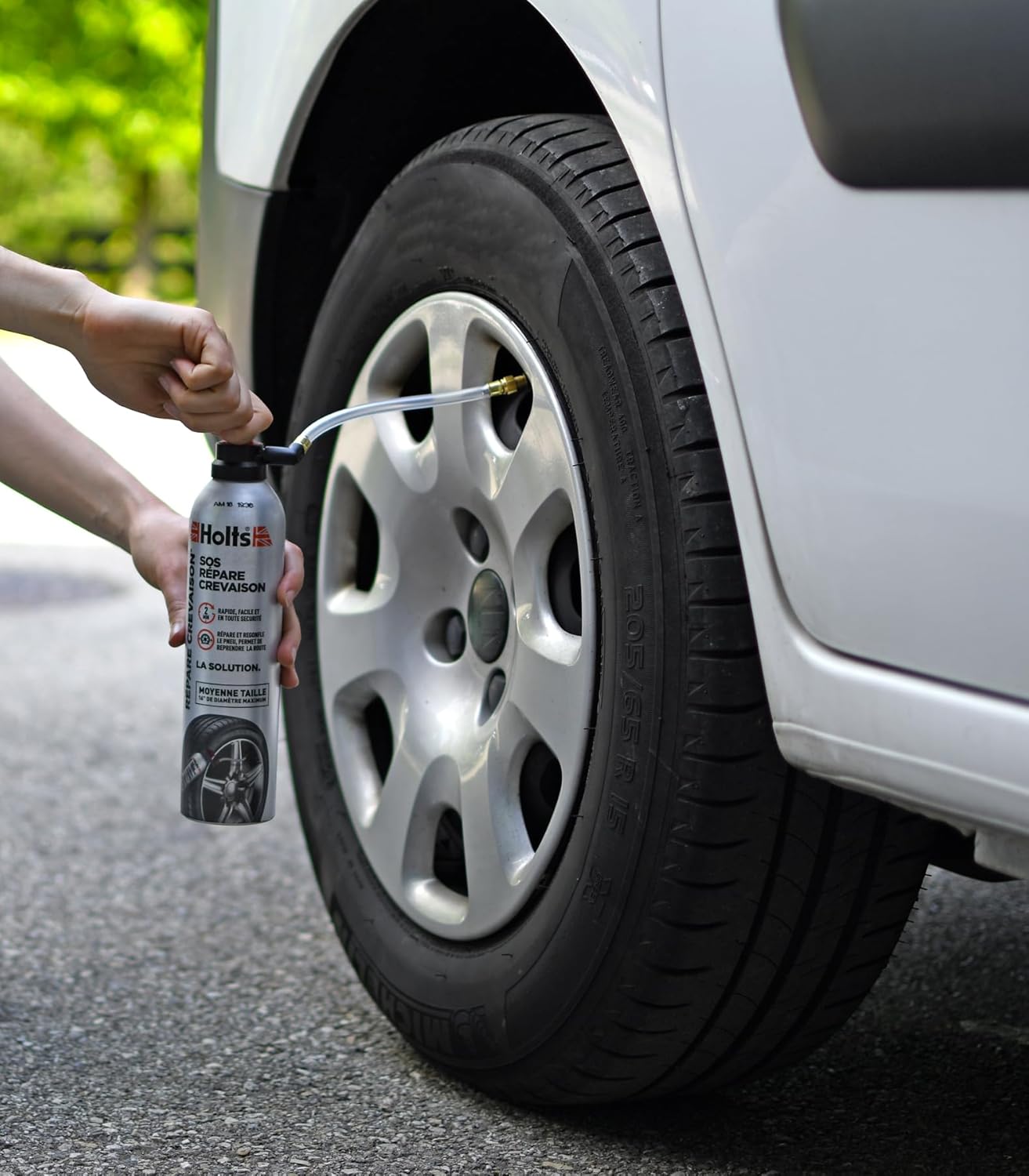 Holts Répare-Crevaison Aérosol 300 ml – Spray Réparateur Pneus pour Moto, Scooter, Citadine | Réparation Express Sans Outils ni Démontage | Compatible TPMS – Utilisation Facile – 300ml